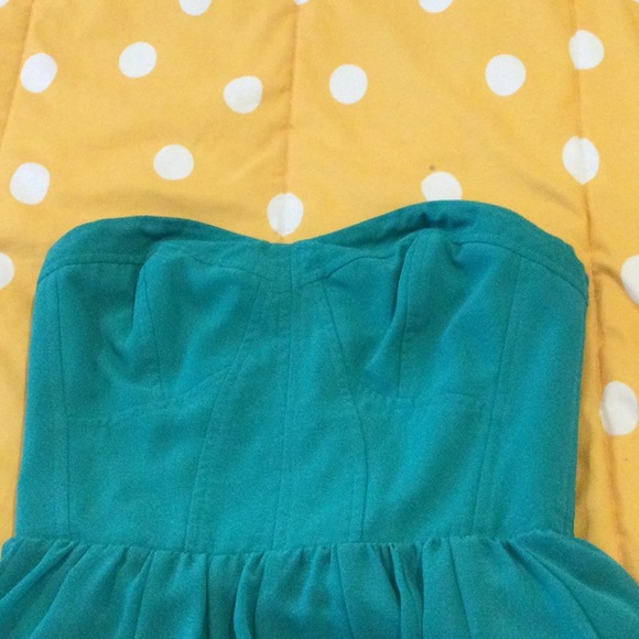 GUESS TEAL STRAPLESS Fit and flare mini DRESS, size 0 - Picture 2 of 5